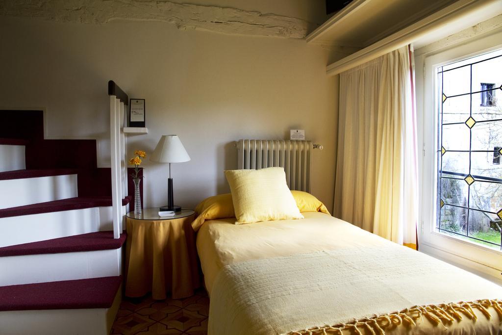 Hotel Posada Santa Maria La Real Aguilar de Campoo Ngoại thất bức ảnh